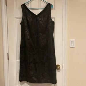 Luxe By Carmen Marc Valvo